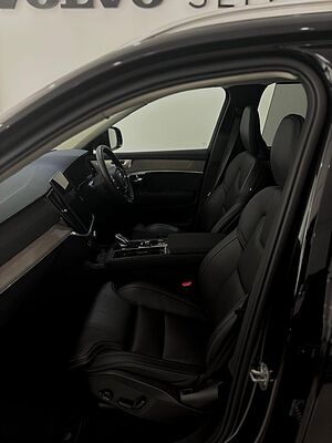 Volvo XC90 Ultra, T8 AWD Plug-in hybrid, Electric/Petrol, Bright, 7 Seats