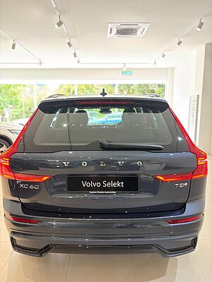 Volvo XC60 Ultra, T8 AWD Plug-in hybrid, Electric/Petrol, Dark