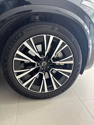 Volvo  XC90 Recharge Ultimate, T8 AWD Plug-in hybrid, Electric/Petrol, Bright, 7 Seats