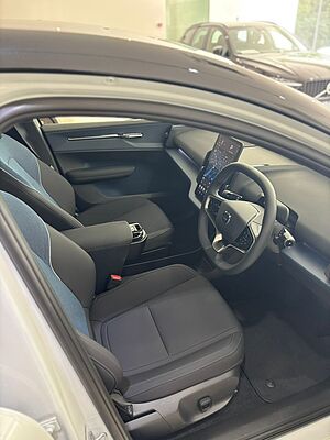 Volvo  EX30 Ultra, Twin Motor Performance, Electric