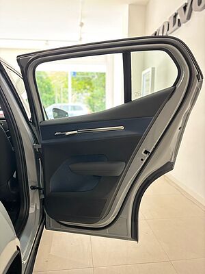 Volvo  Ultra, Twin Motor Performance, Electric