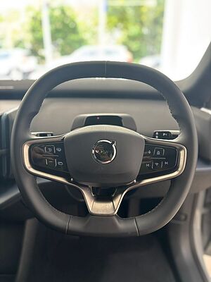 Volvo  Ultra, Twin Motor Performance, Electric