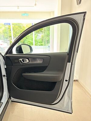 Volvo Ultra, Twin Motor, Electric