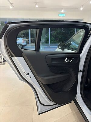 Volvo  Ultra, Twin Motor, Electric