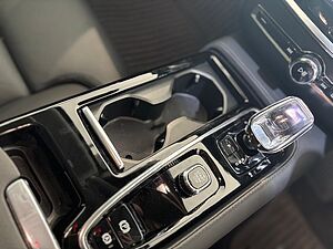 Volvo  V60 Recharge Ultimate, T8 , Electric/Petrol, Bright