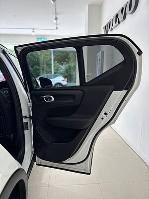 Volvo  XC40 Recharge Ultimate, Pure Electric, Electric