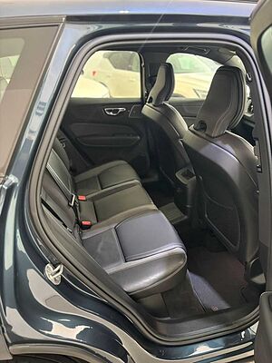 Volvo  XC60 Ultra, T8 AWD Plug-in hybrid, Electric/Petrol, Dark