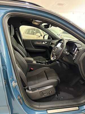 Volvo  XC40 Recharge Ultimate, Pure Electric, Electric