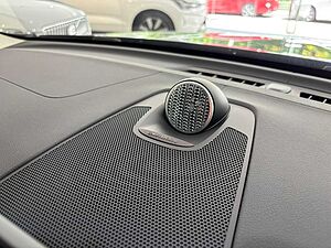 Volvo  XC60 Ultra, T8 AWD Plug-in hybrid, Electric/Petrol, Dark