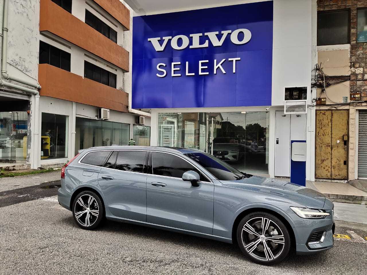 Volvo  V60 Recharge Inscription, T8