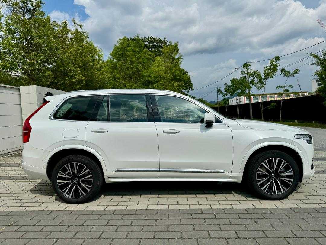 Volvo  XC90 Recharge Ultimate, T8 AWD Plug-in hybrid, Electric/Petrol, Bright, 7 Seats