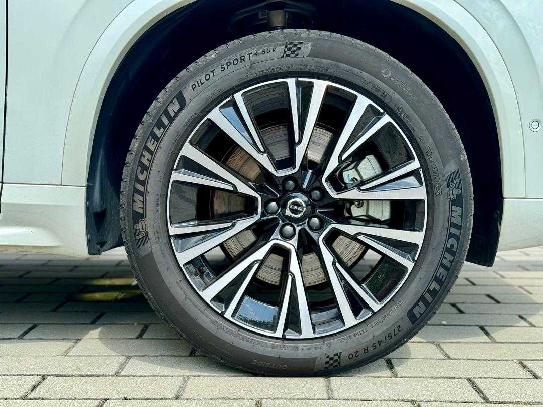 Volvo  XC90 Recharge Ultimate, T8 AWD Plug-in hybrid, Electric/Petrol, Bright, 7 Seats