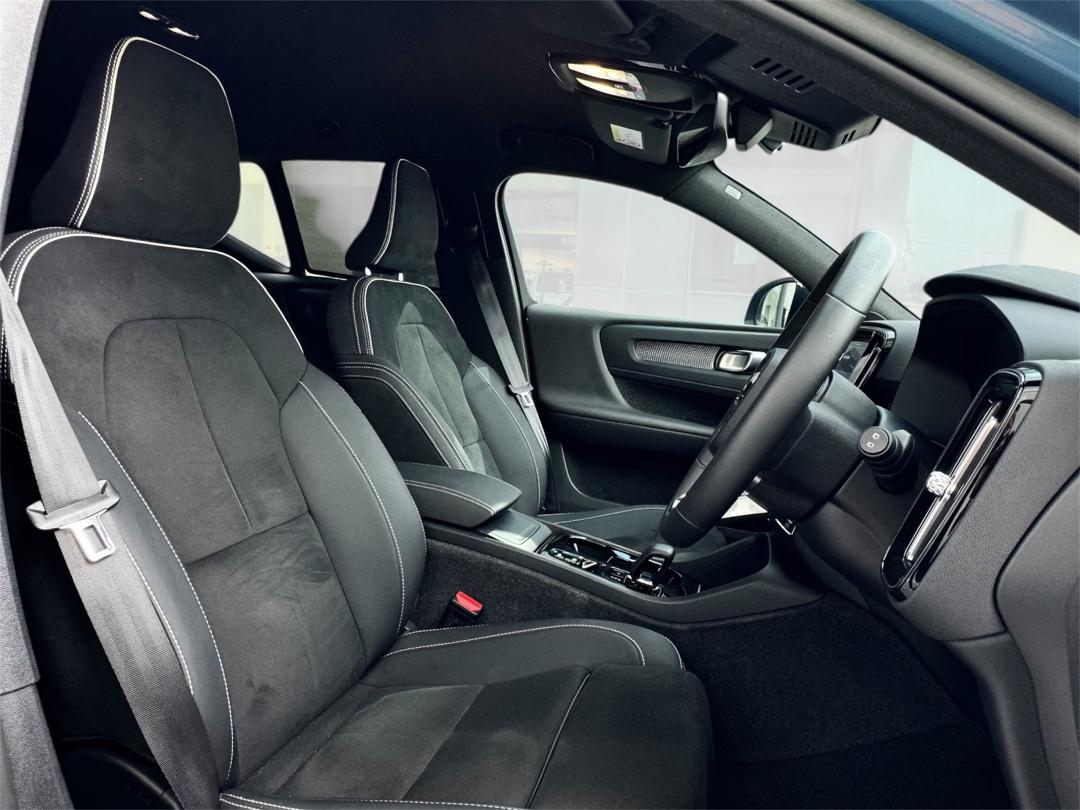 Volvo  XC40 Recharge Ultimate, Pure Electric, Electric