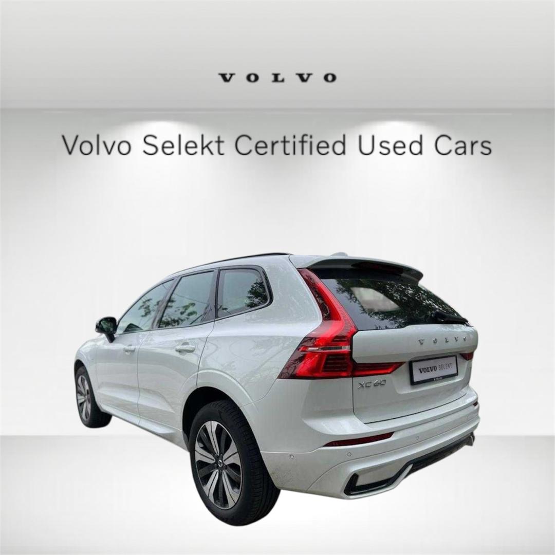 Volvo XC60 Ultra, T8 AWD Plug-in hybrid, Electric/Petrol, Dark