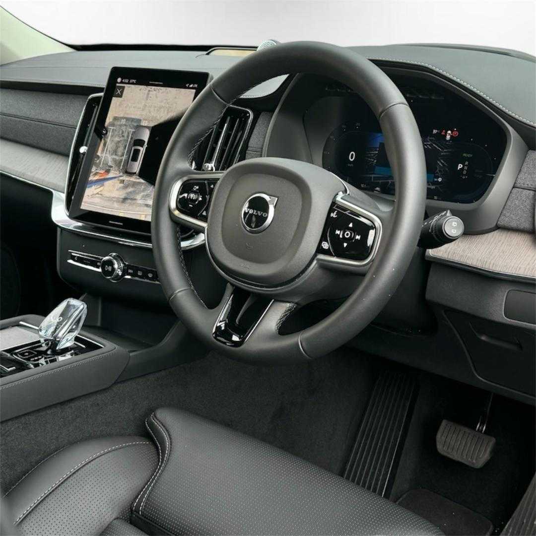 Volvo  XC90 Ultra, T8 AWD Plug-in hybrid, Electric/Petrol, Bright, 7 Seats