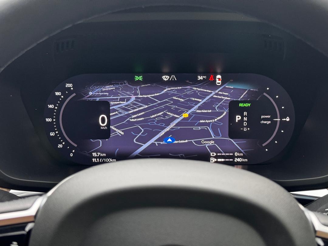 Volvo XC60 Ultra, T8 AWD Plug-in hybrid, Electric/Petrol, Dark