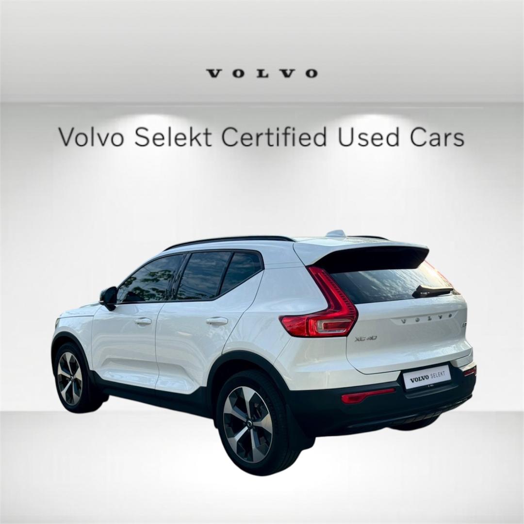 Volvo XC40 Plus, B5 AWD Mild hybrid, Petrol, Dark