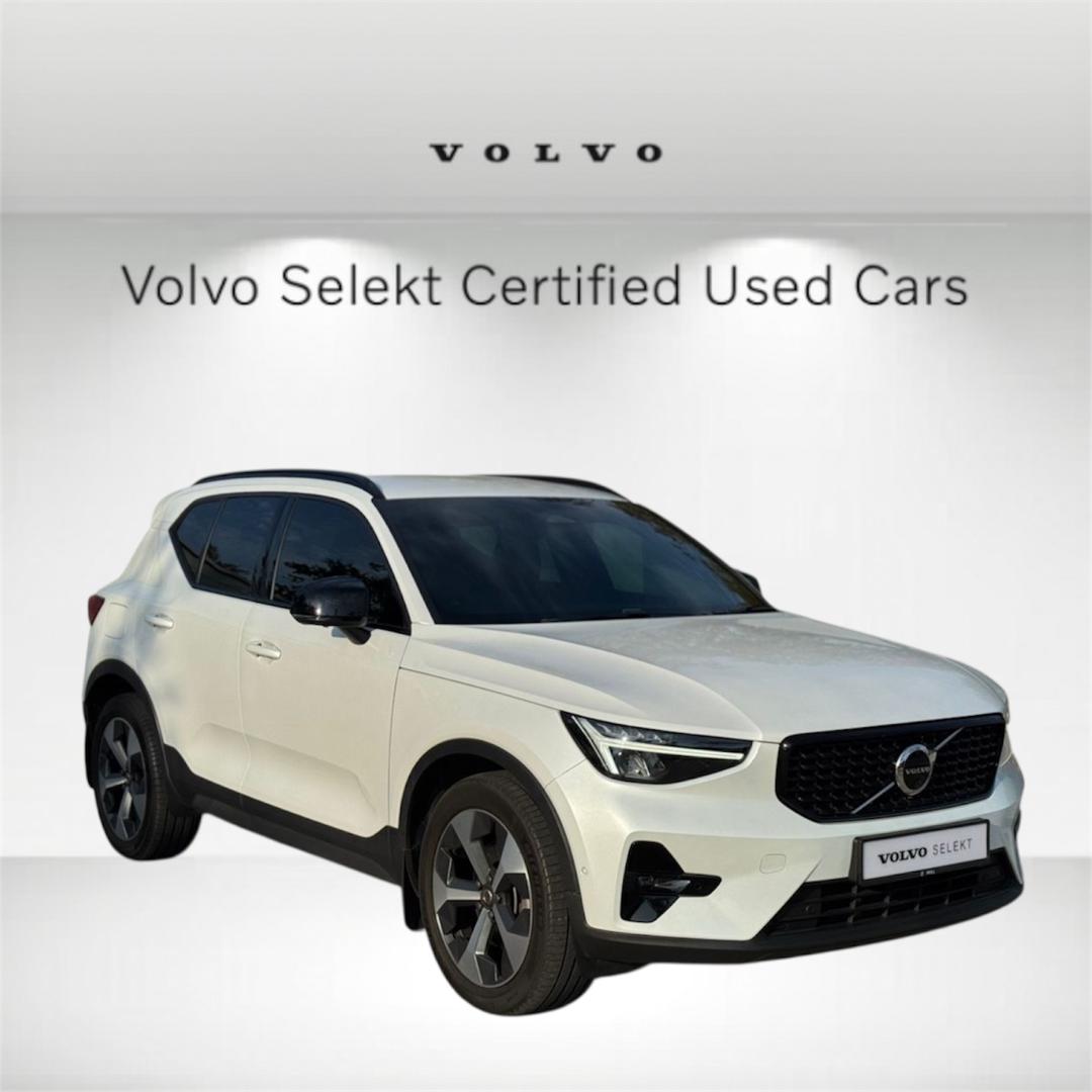 Volvo XC40 Plus, B5 AWD Mild hybrid, Petrol, Dark