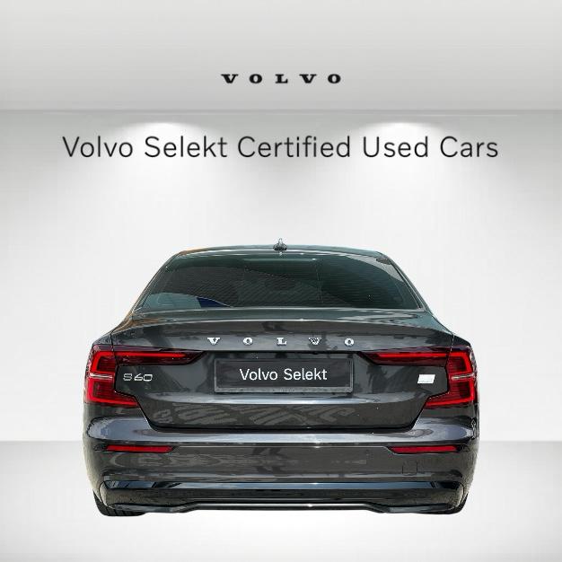 Volvo S60 Recharge Plus, T8 AWD Plug-in hybrid, Electric/Petrol, Dark