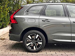 Volvo  XC60 Ultra, T8 AWD Plug-in hybrid, Electric/Petrol, Dark