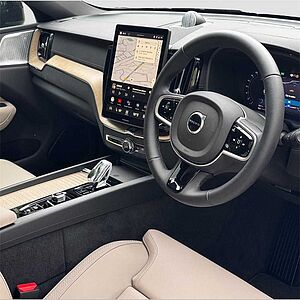Volvo XC60 Ultra, T8 AWD Plug-in hybrid, Electric/Petrol, Dark