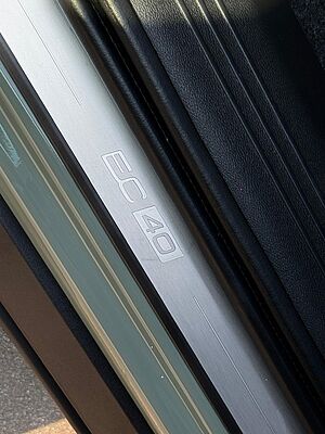 Volvo  EC40 Ultra, Twin Motor, Electric