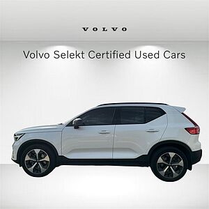 Volvo XC40 Plus, B5 AWD Mild hybrid, Petrol, Dark