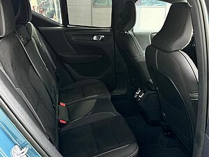 Volvo  XC40 Ultimate, B5 , Petrol, Dark