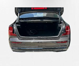 Volvo S60 Recharge Plus, T8 AWD Plug-in hybrid, Electric/Petrol, Dark