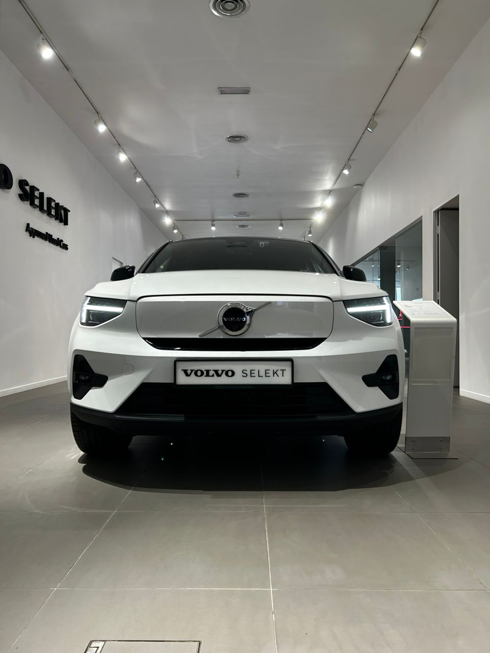 Volvo EC40 Ultra, Twin Motor, Electric