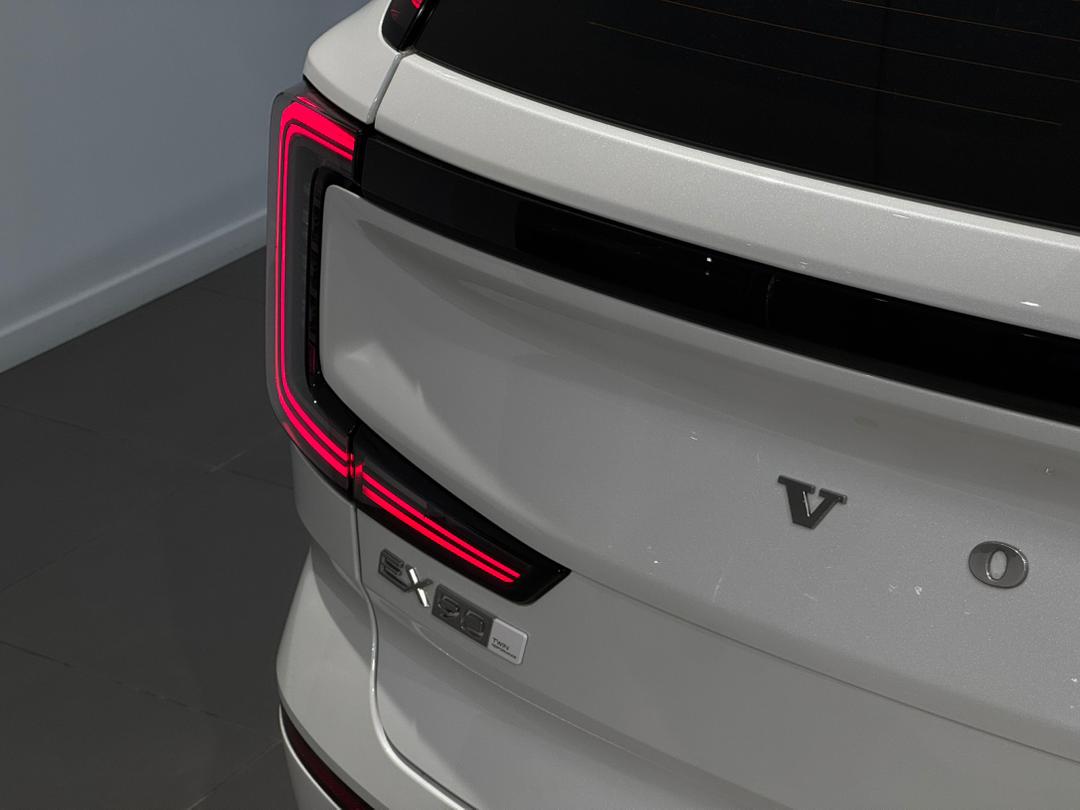 Volvo EX90 Ultra, Twin Motor Performance, Electric, 7 Seats
