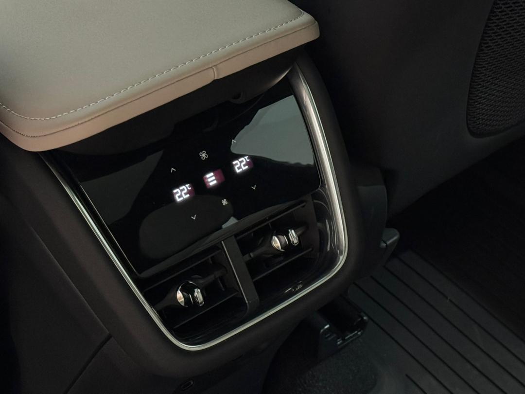 Volvo EX90 Ultra, Twin Motor Performance, Electric, 7 Seats