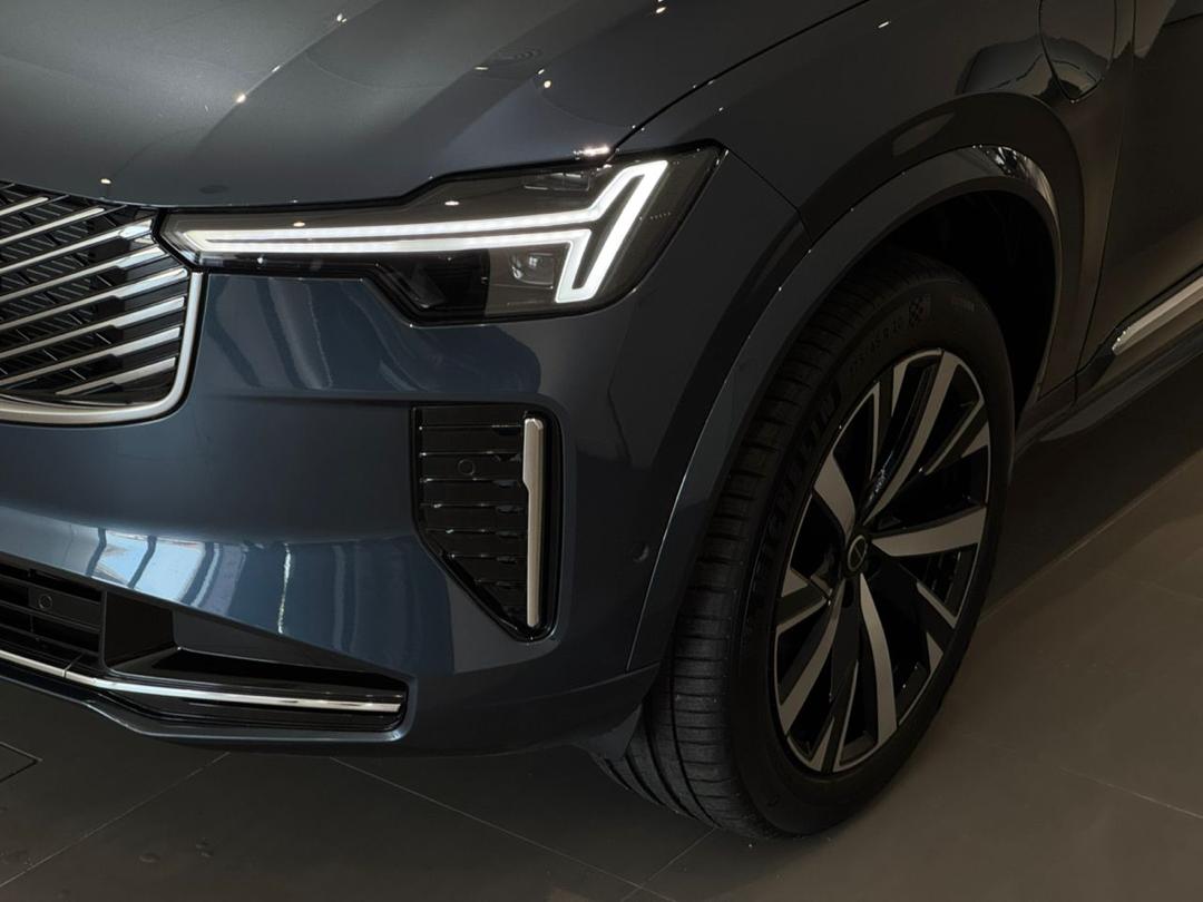 Volvo XC90 Ultra, T8 AWD Plug-in hybrid, Electric/Petrol, Bright, 7 Seats