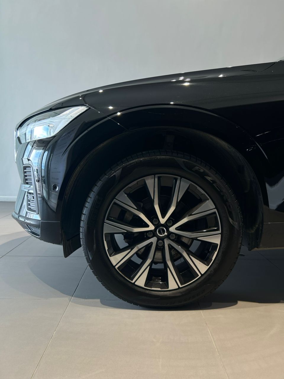 Volvo XC60 Essential, B5 AWD Mild hybrid, Petrol