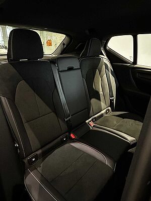 Volvo  XC40 Recharge Ultimate, Pure Electric, Electric