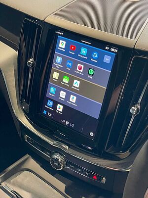 Volvo XC60 Ultra, T8 AWD Plug-in hybrid, Electric/Petrol, Dark