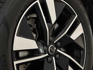 Volvo XC60 Ultra, T8 AWD Plug-in hybrid, Electric/Petrol, Dark