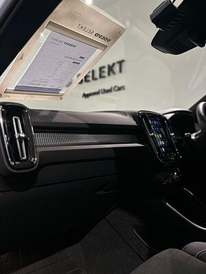 Volvo Plus, B5 AWD Mild hybrid, Petrol, Dark