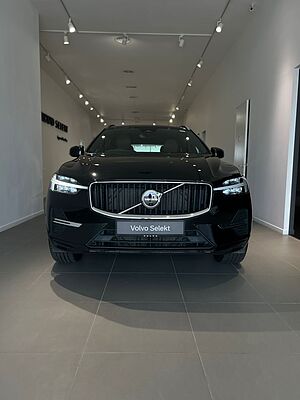 Volvo XC60 Essential, B5 AWD Mild hybrid, Petrol