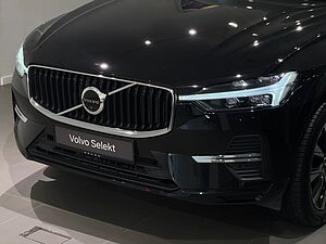 Volvo  XC60 Essential, B5 AWD Mild hybrid, Petrol