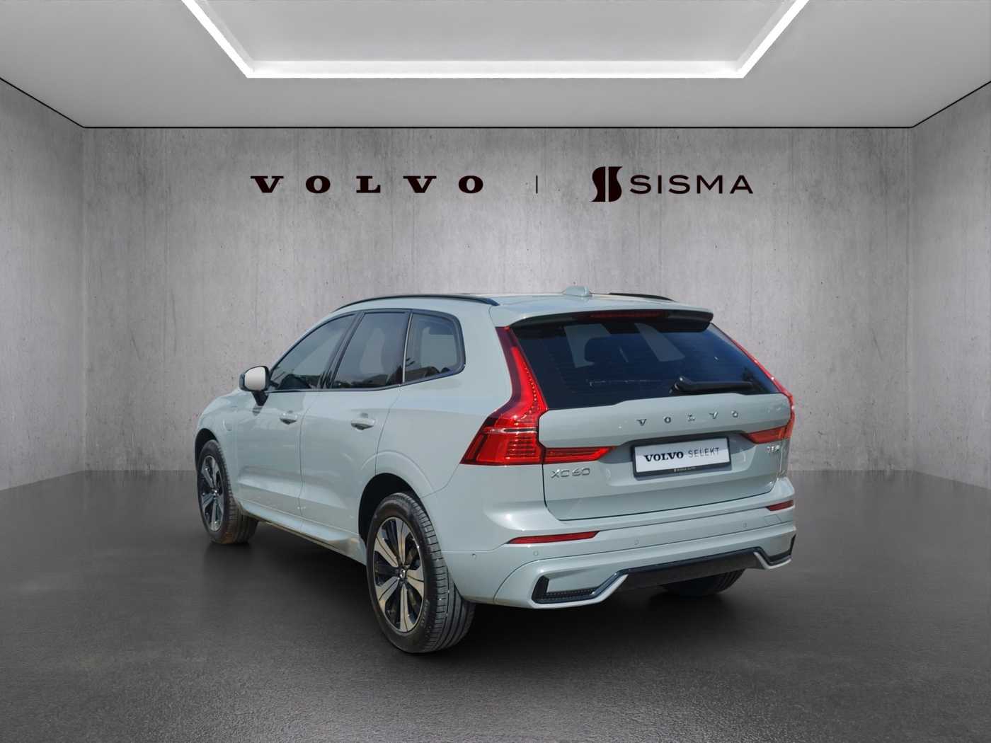 Volvo  XC60 Ultra, T8 AWD Plug-in hybrid, Electric/Petrol, Dark