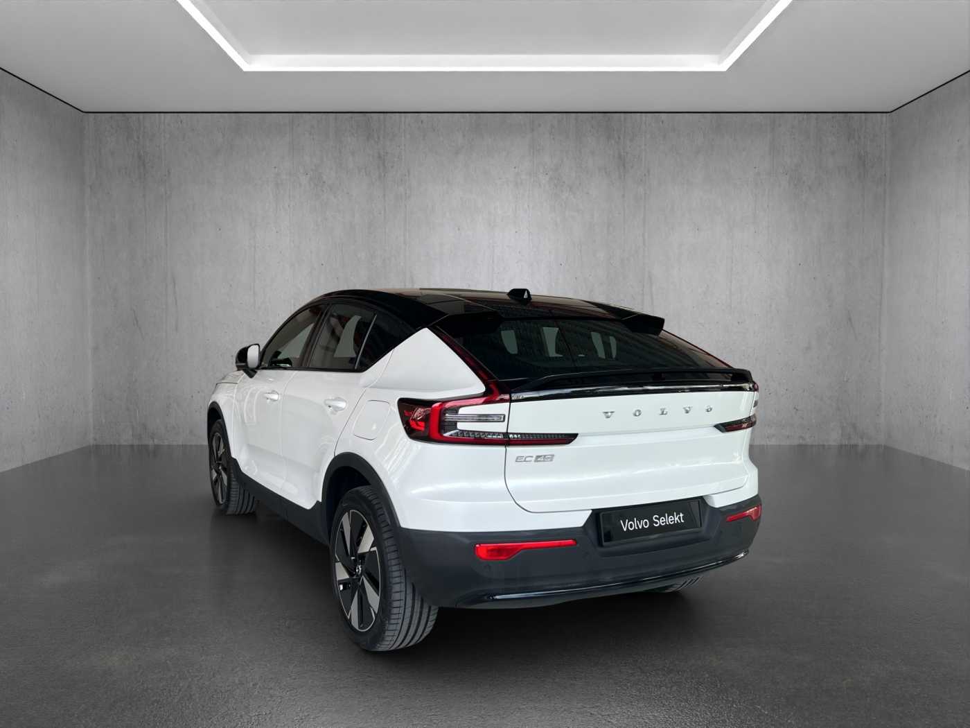 Volvo  EC40 Ultra, Twin Motor, Electric