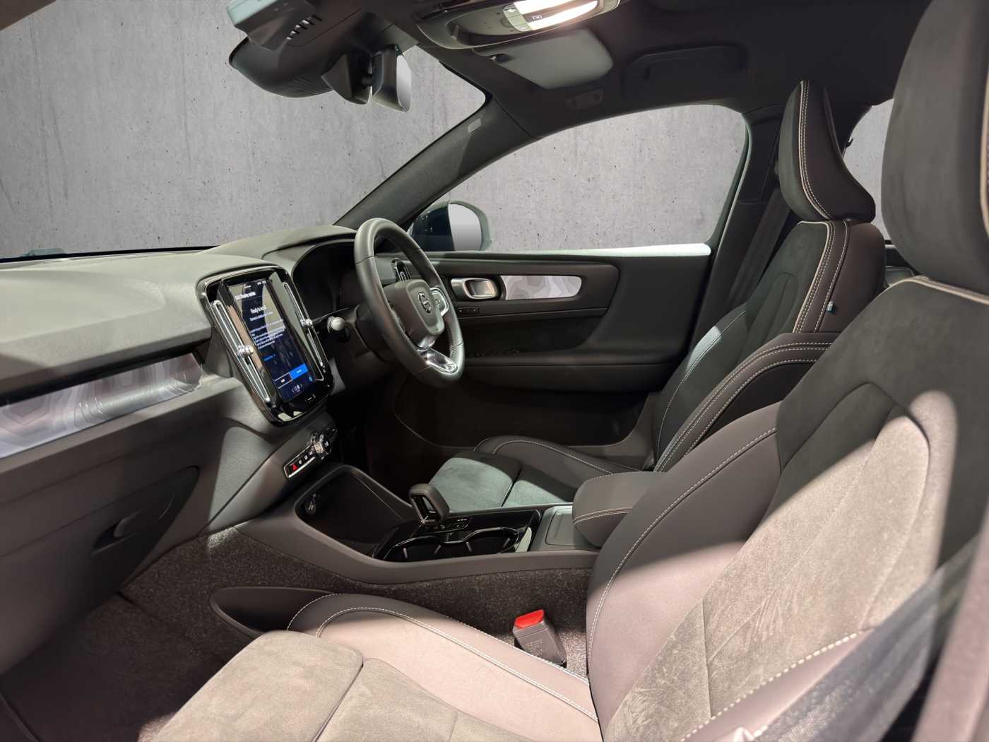 Volvo  EC40 Ultra, Twin Motor, Electric