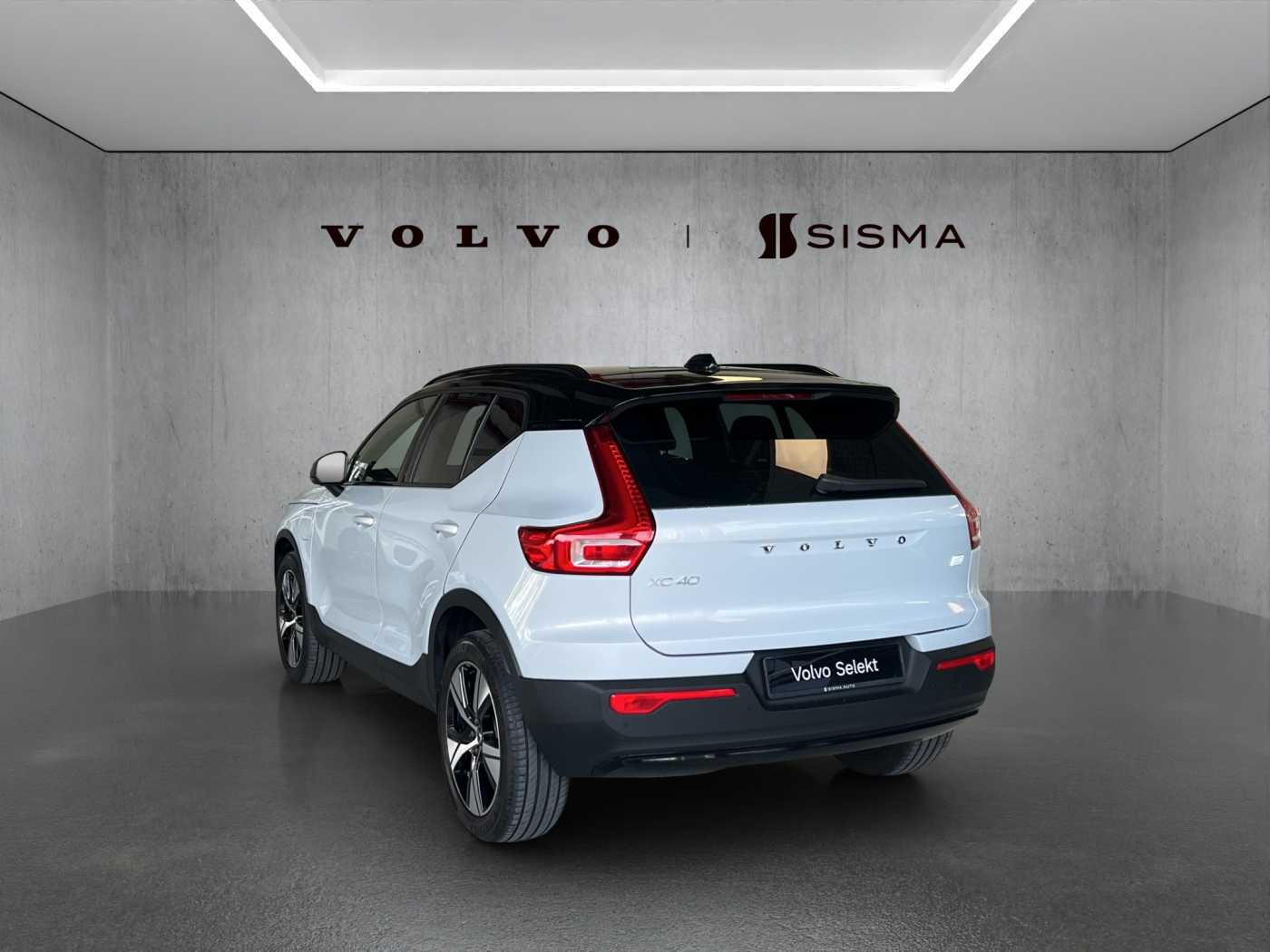 Volvo XC40 Recharge R-Design, T5