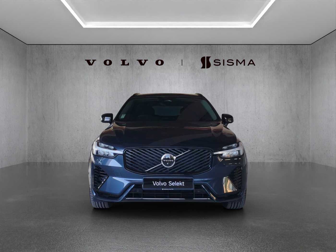 Volvo  XC60 Ultra, T8 AWD Plug-in hybrid, Electric/Petrol, Dark