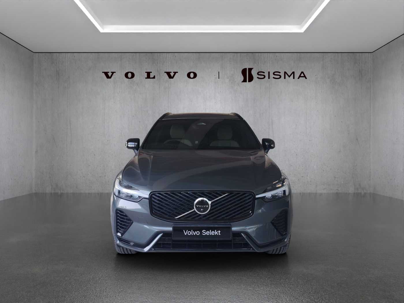 Volvo  XC60 Ultra, T8 AWD Plug-in hybrid, Electric/Petrol, Dark