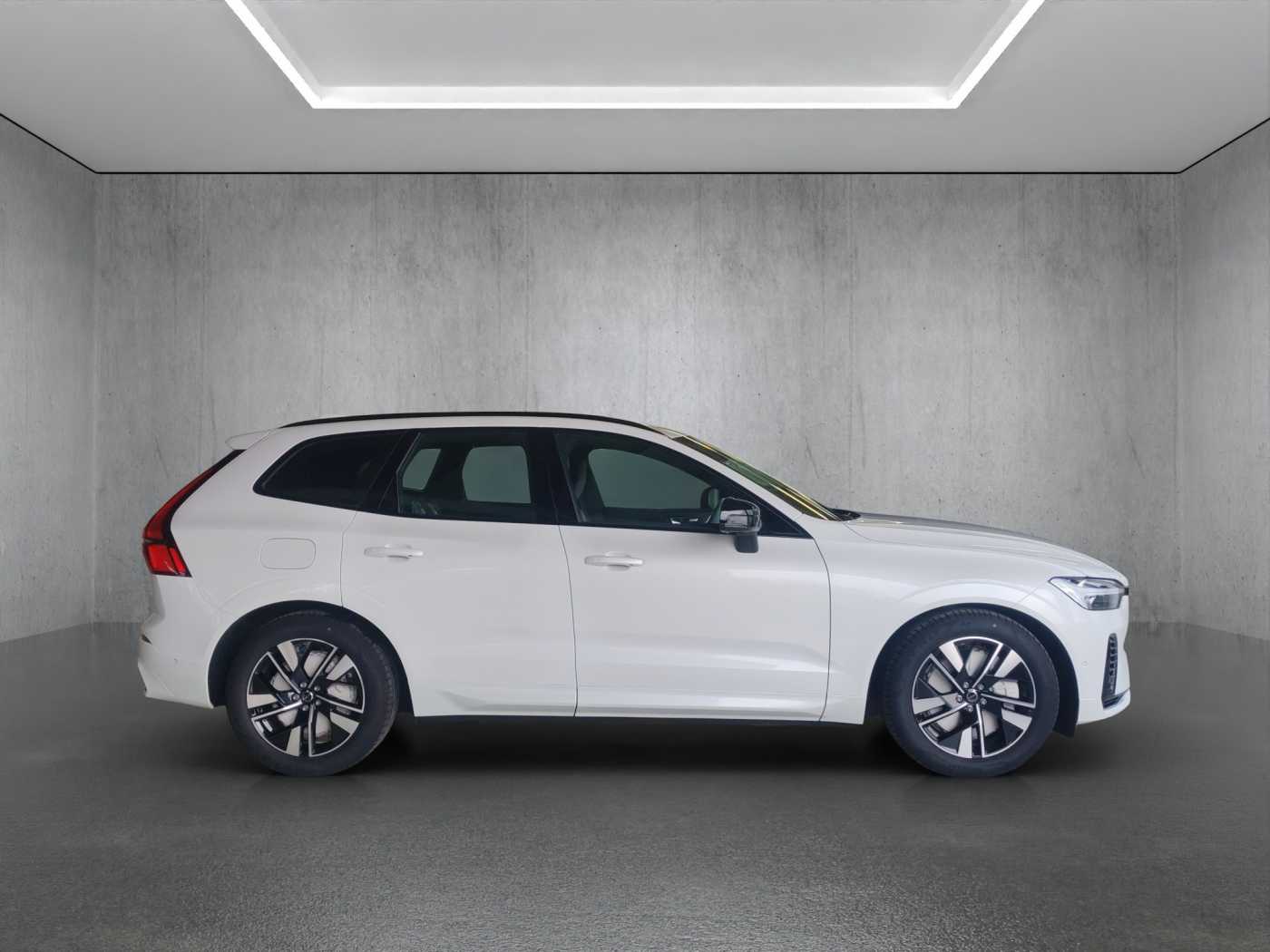 Volvo XC60 Ultra, T8 AWD Plug-in hybrid, Electric/Petrol, Dark