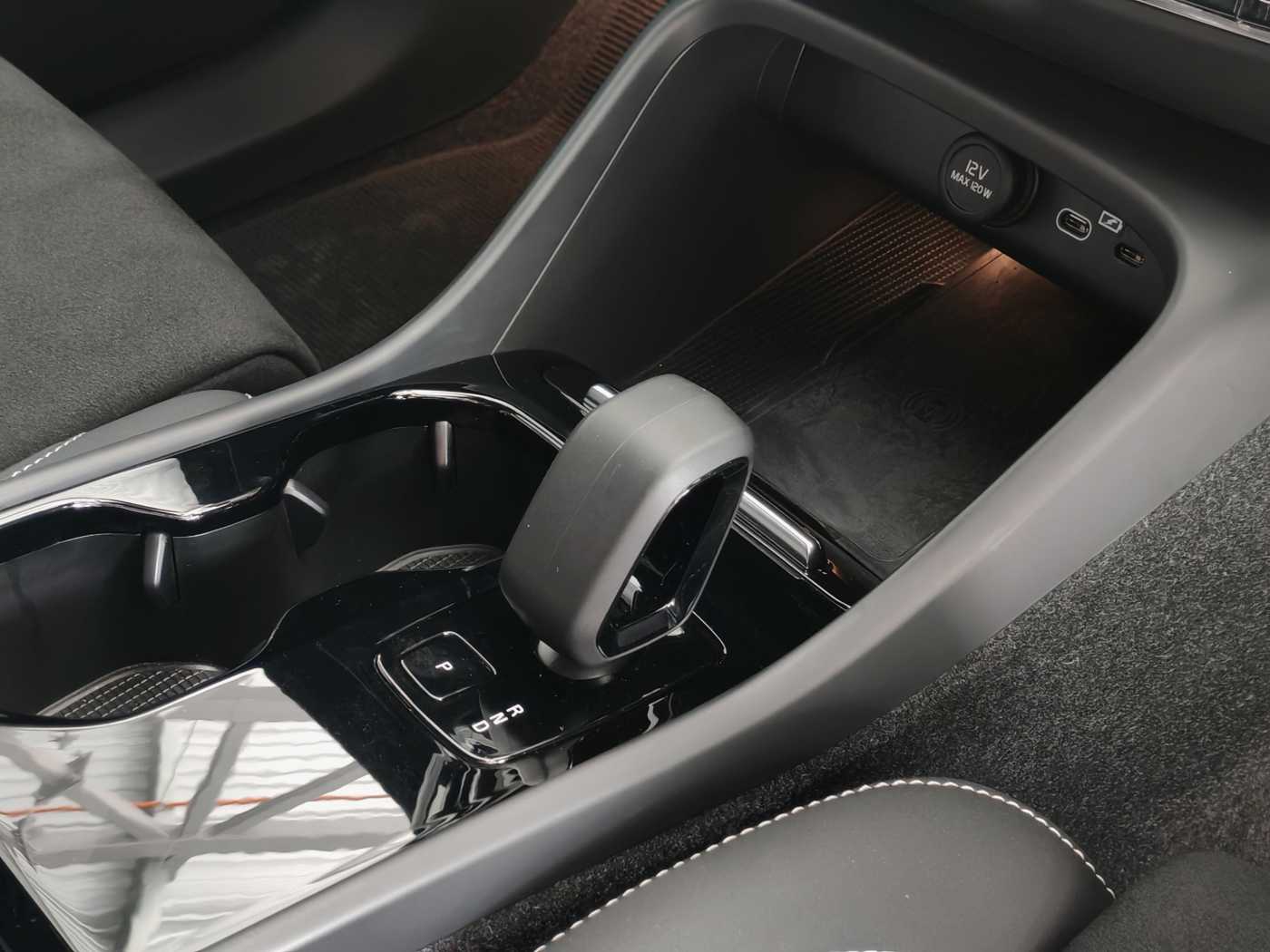 Volvo XC40 Recharge Ultimate, Pure Electric, Electric