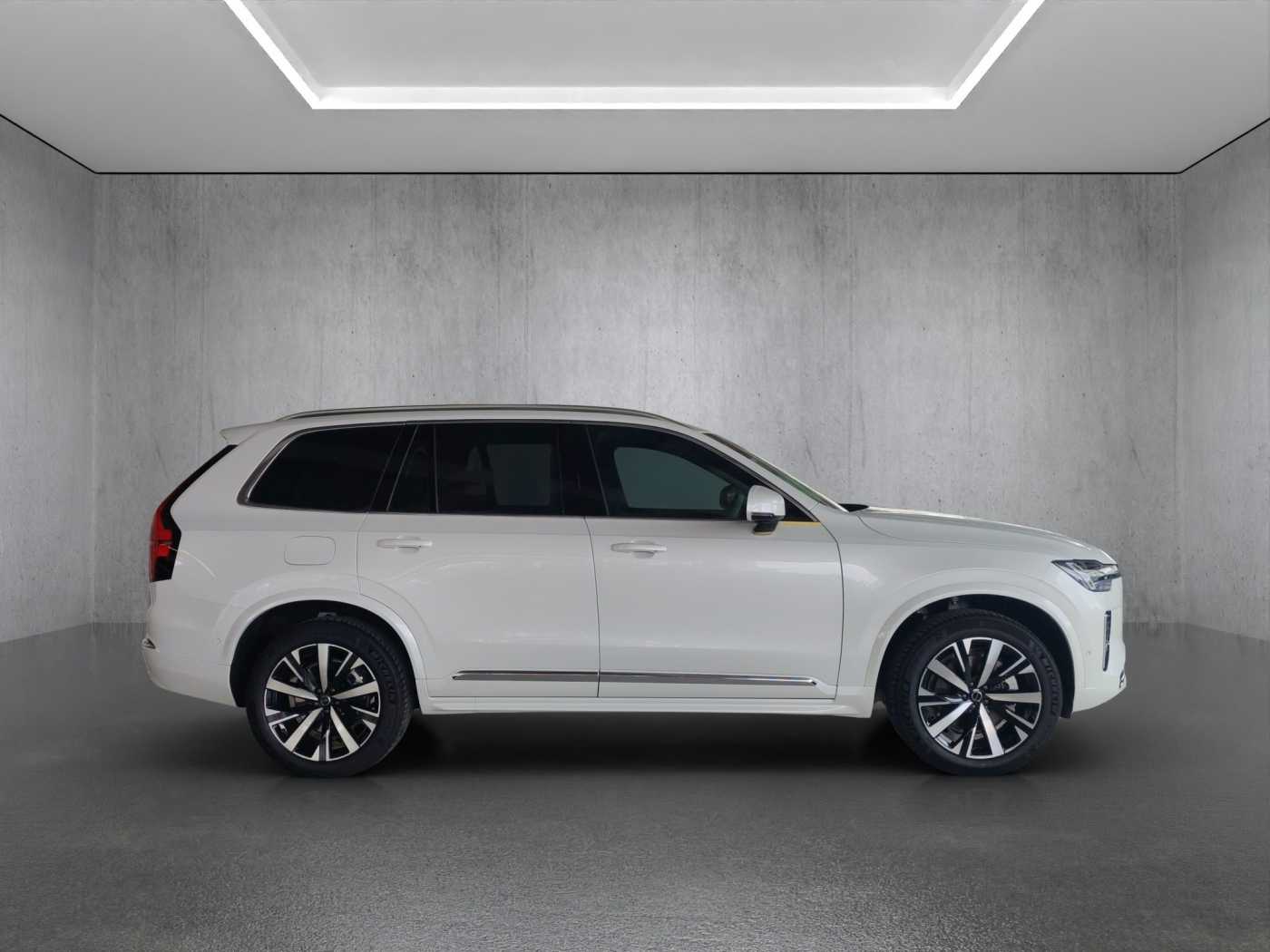 Volvo XC90 Ultra, T8 AWD Plug-in hybrid, Electric/Petrol, Bright, 7 Seats
