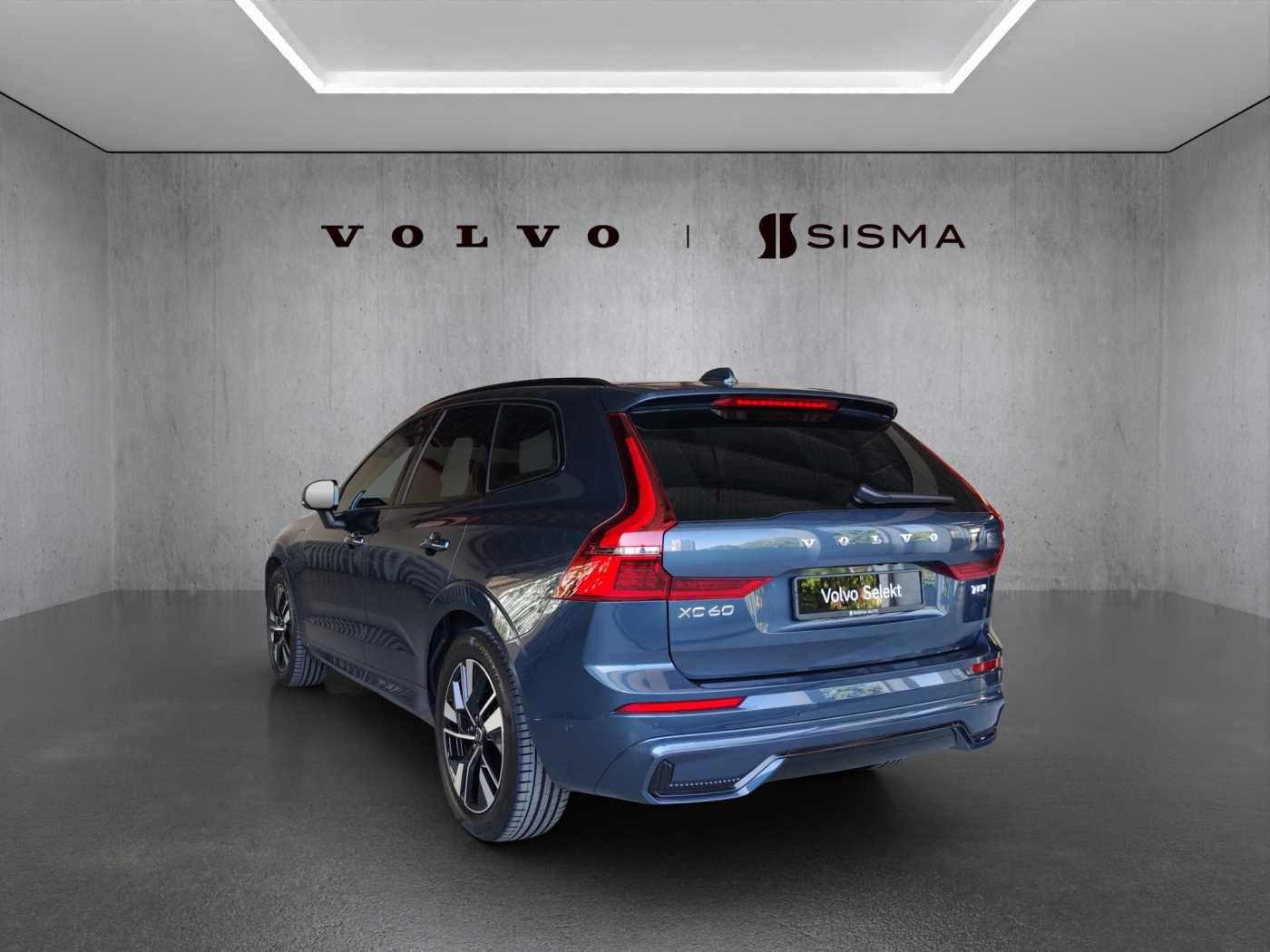 Volvo XC60 Ultra, T8 AWD Plug-in hybrid, Electric/Petrol, Dark